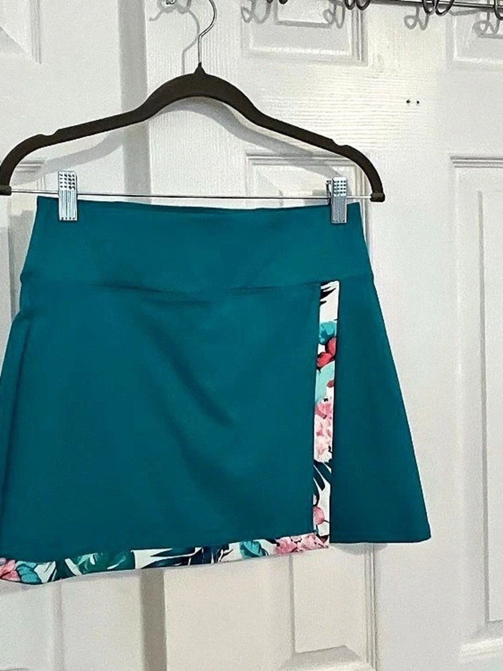 Tommy Bahama Golf & Tennis Floral Trim Mini Skort XS Like New